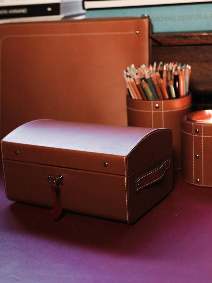 Connolly Tan Nomadic Chest 1904