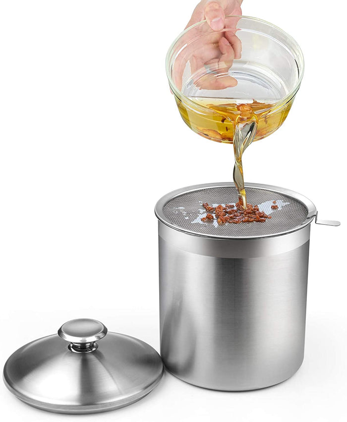 Cook N Home Cook N Home 1.5 Quart Stainless Steel Oil Storage Can Strainer