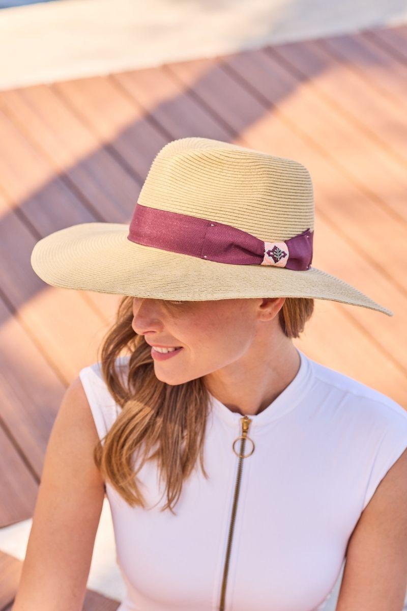 Coolibar Christy Large Brim Fedora With Fancy Bow | Natural/Burgundy