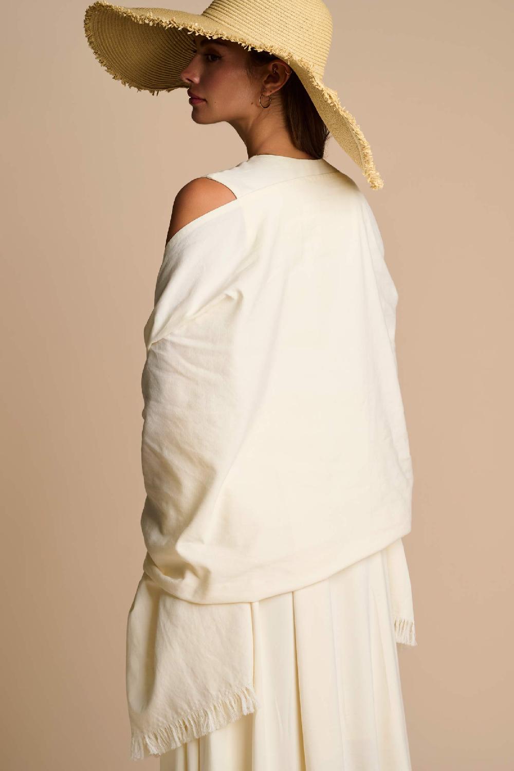 Coolibar The Melbourne Shawl | Vanilla