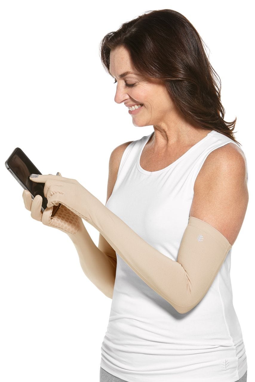 Coolibar Unisex Culebra UV Long Sun Gloves | Beige