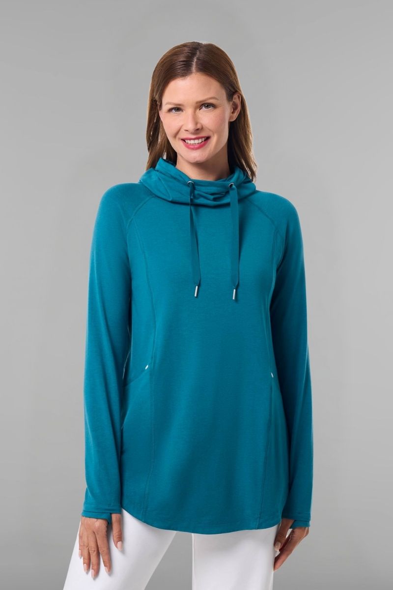 coolibar Women's LumaLeo Pullover | Bluejay