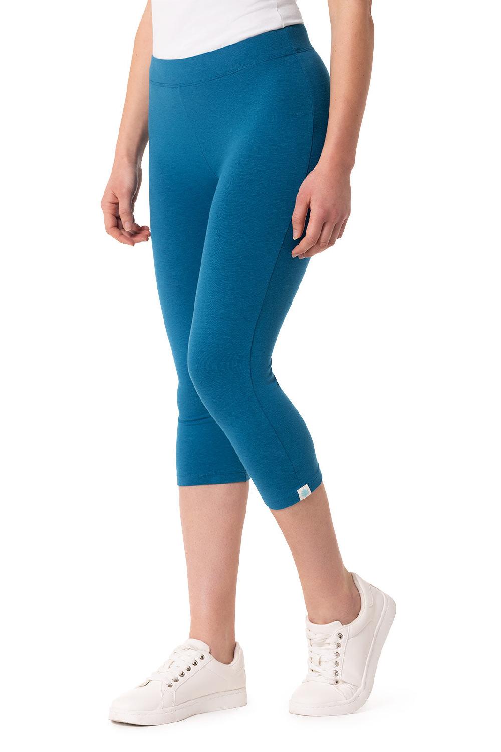 Coolibar Women's Monterey Summer Capris | Bluejay