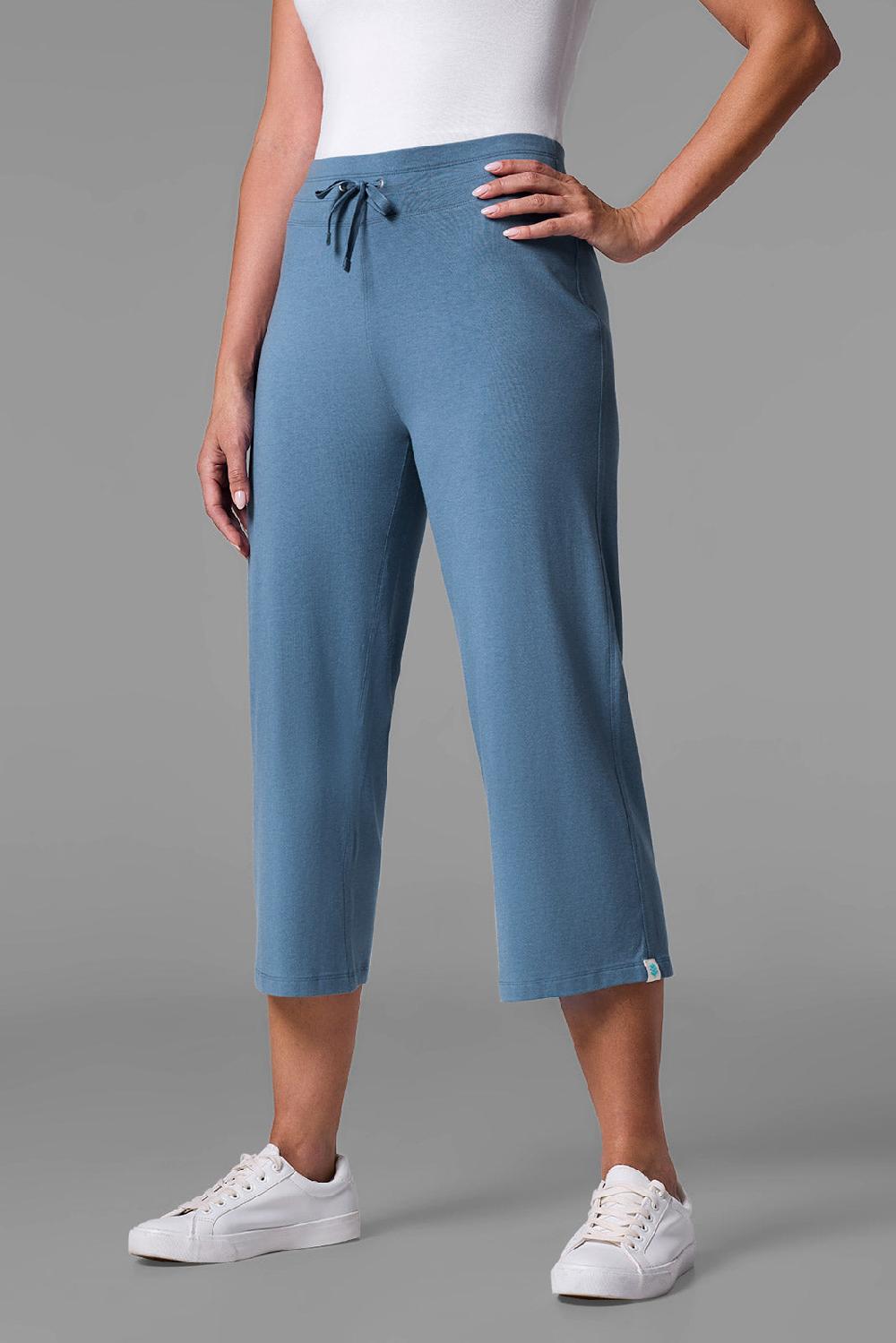 coolibar Women's Windley Beach Capris | Blue Dusk