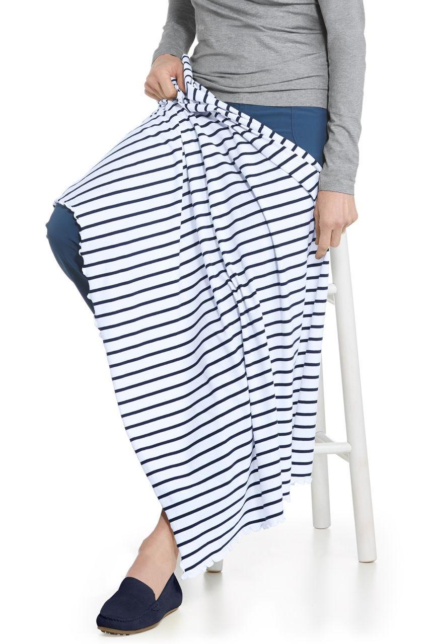 coolibar Savannah Adult Sun Blanket | White/Navy Stripe