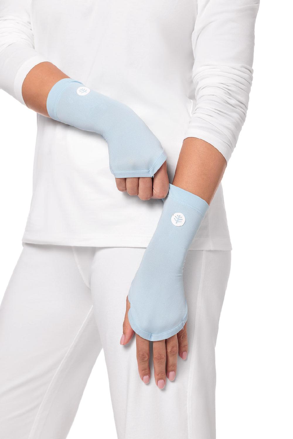 Coolibar Unisex Tramo Performance Hand Cover | Skyride