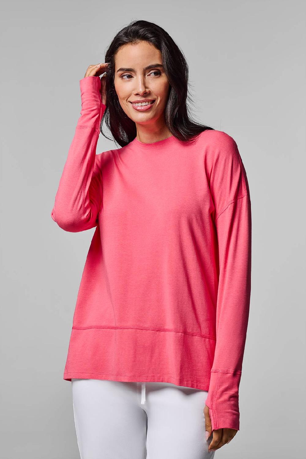 coolibar Women's LumaLeo Relaxed T-Shirt | Sunkist Coral