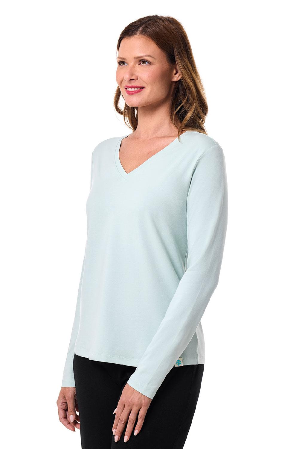 Coolibar Women's Morada Everyday Long Sleeve V-Neck T-Shirt | Misty Aqua