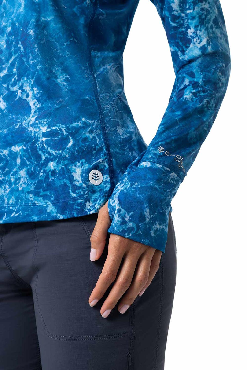 Coolibar Women's Vented Paros Fishing Tee | Blue Water Print