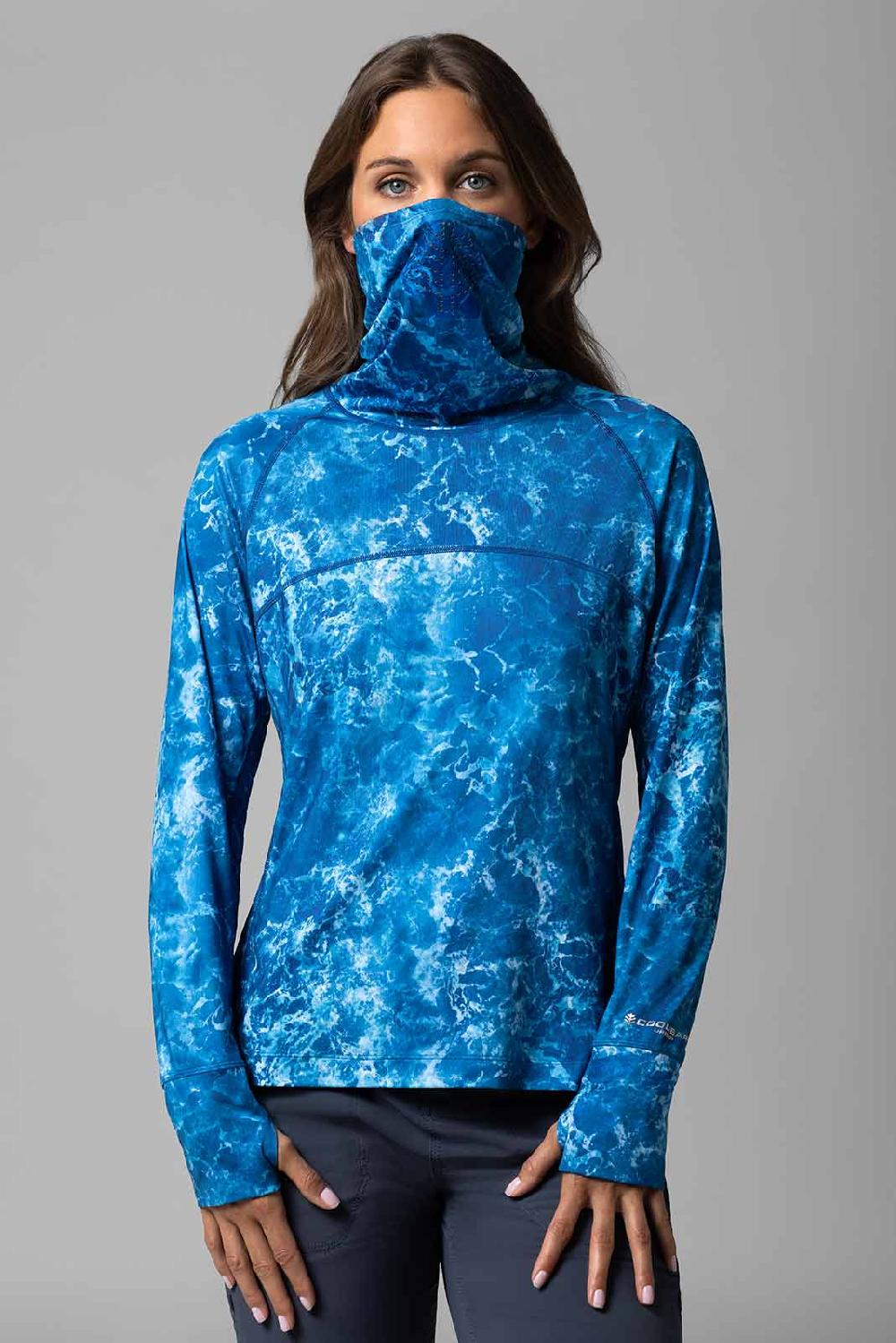 coolibar Women's Vented Paros Fishing Tee | Blue Water Print