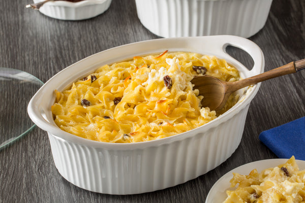 Corelle CorningWare® French White® 1.5-quart Oval Casserole Dish With Lid