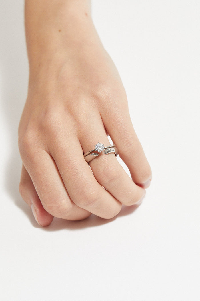 Cornelia Webb Brilliant Cut Solitaire Ring Midi 0.3 - 0.5 Ct
