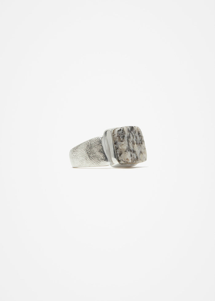 Cornelia Webb Molded Signet Ring | Granite