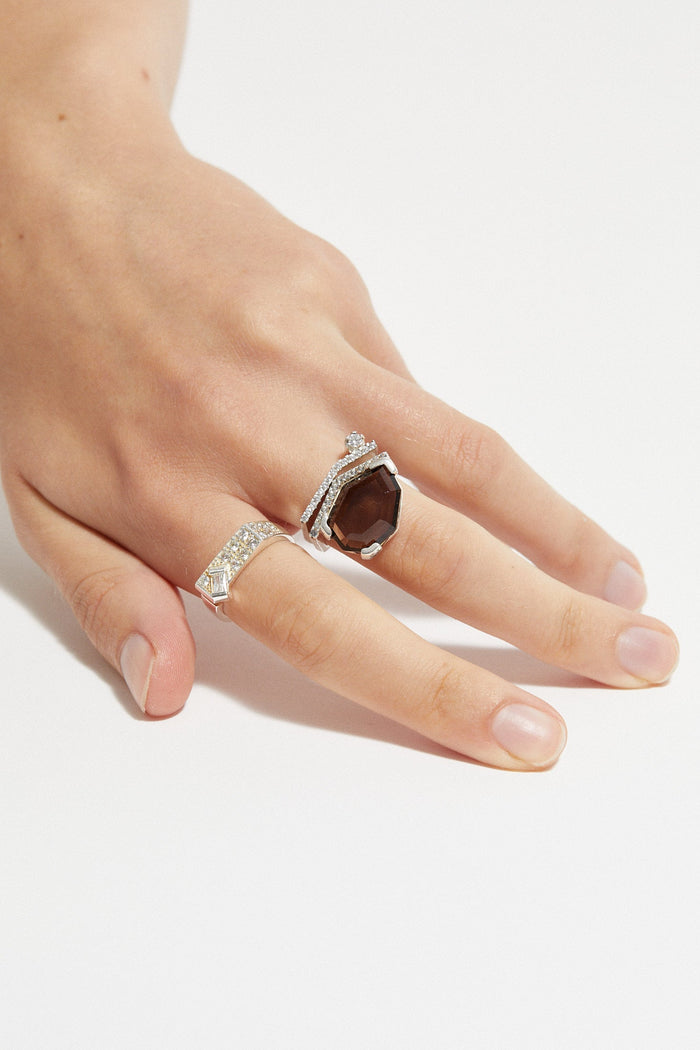 Cornelia Webb Warped Signet Ring Mini
