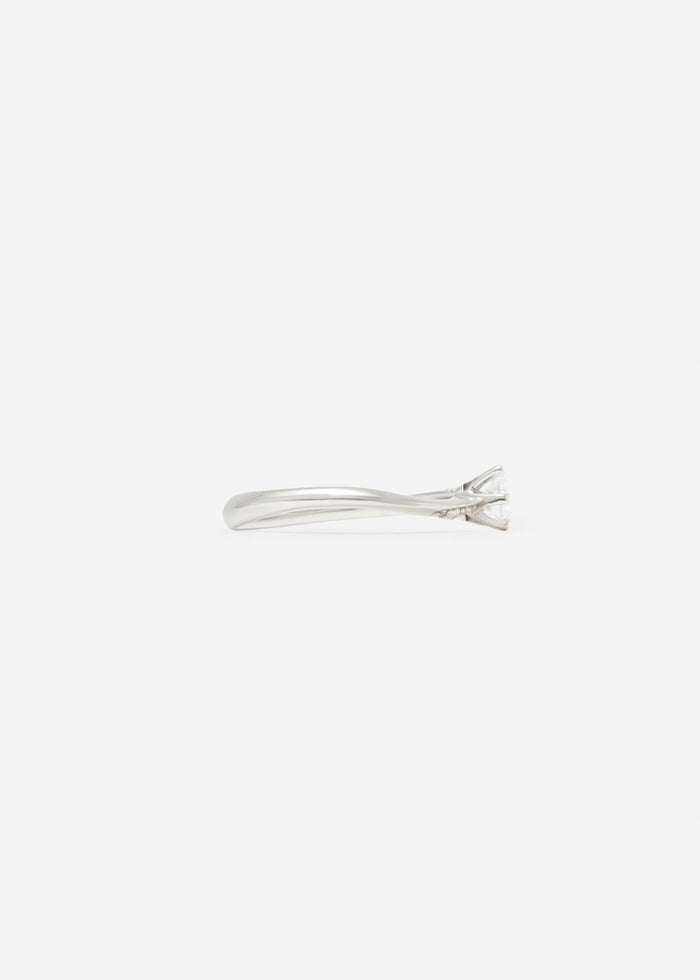Cornelia Webb Drop Solitaire Ring Midi Pavé 0.3 - 0.5 Ct