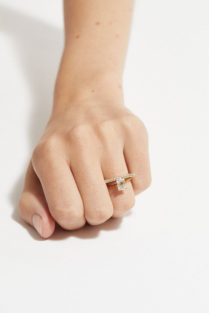 Cornelia Webb Emerald Cut Solitaire Ring Maxi Pavé 0.7 - 0.9 Ct