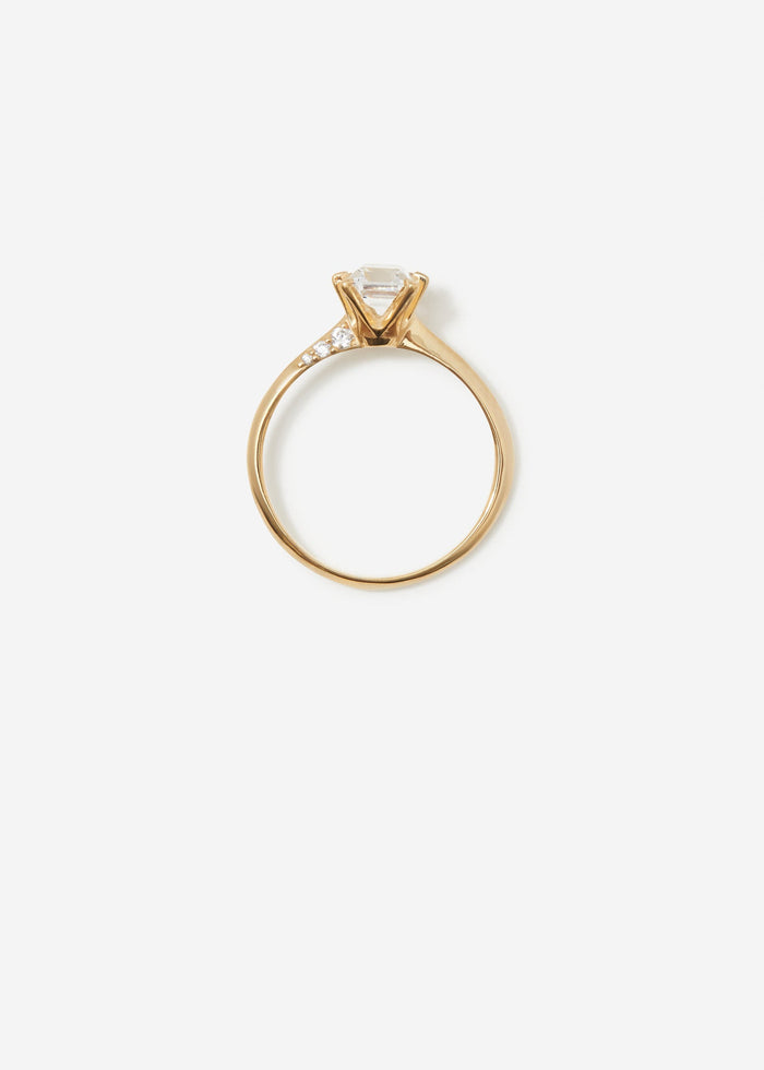 cornelia webb Oval Solitaire Ring Maxi Pavé 0.7 - 0.9 Ct