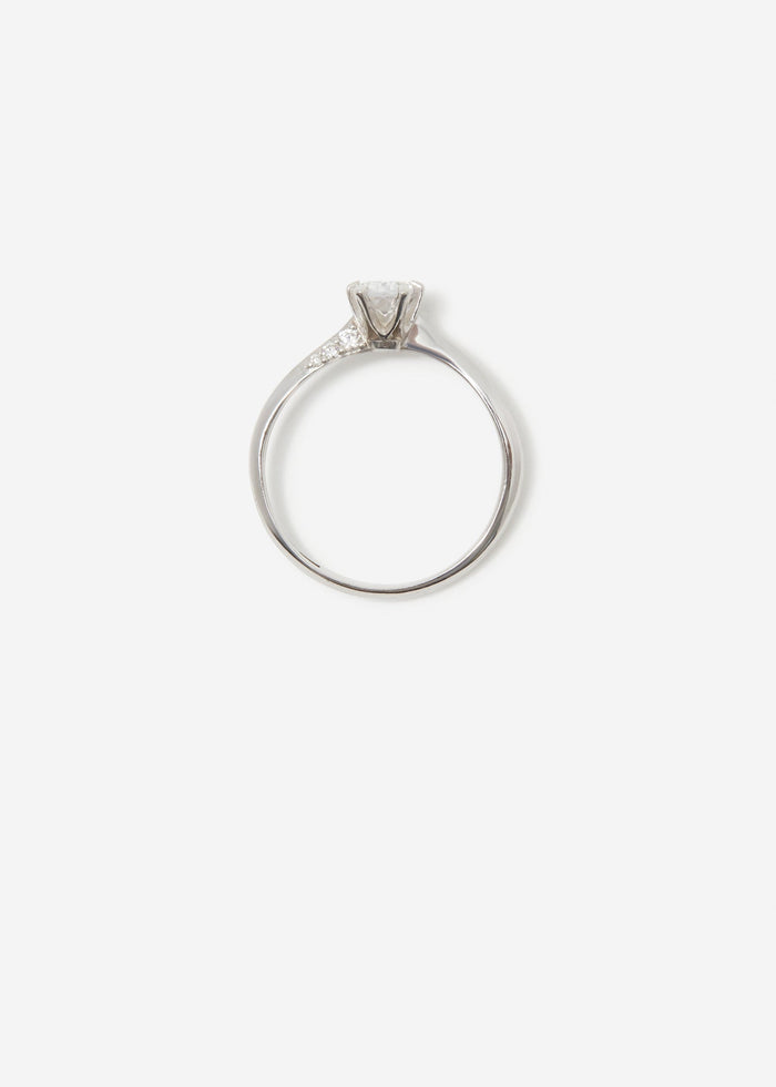 Cornelia Webb Oval Solitaire Ring Midi Pavé 0.3 - 0.5 Ct