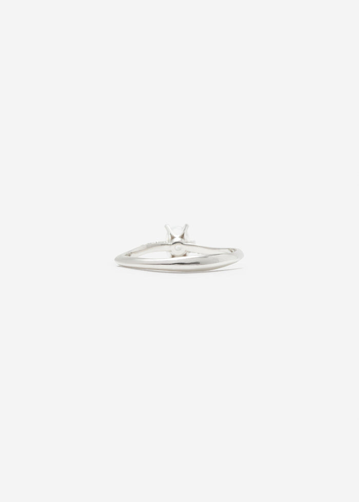 Cornelia Webb Oval Solitaire Ring Midi Pavé 0.3 - 0.5 Ct