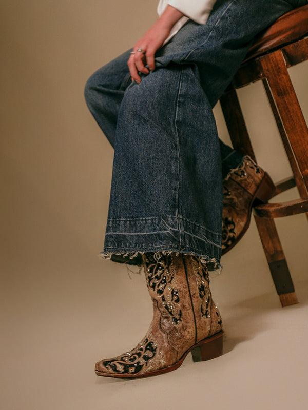 Corral Boots A3569 - WOMEN'S BLACK GLITTER INLAY FLORAL OVERLAY WITH CRYSTALS AND STUDS SNIP TOE BROWN COWBOY BOOT