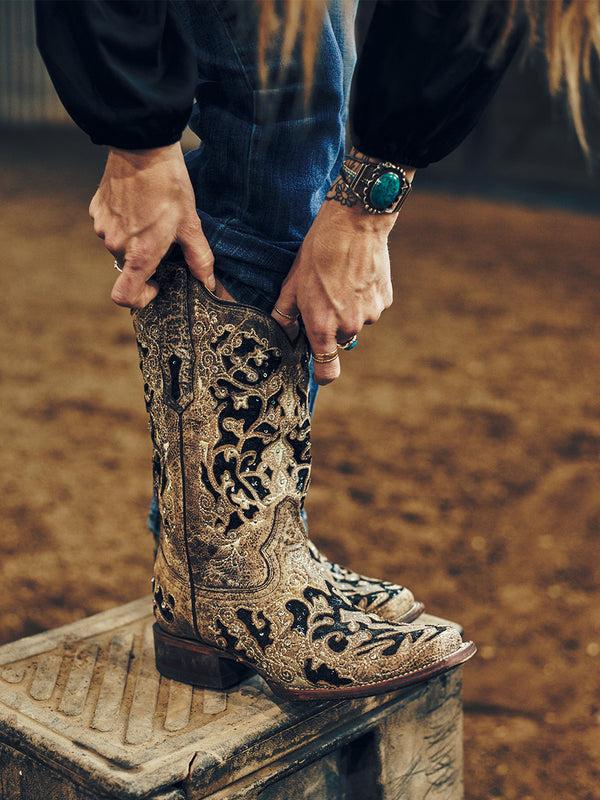 Corral Boots A3648 - WOMEN'S BLACK GLITTER INLAY FLORAL OVERLAY WITH CRYSTALS AND STUDS SQUARE TOE BROWN COWBOY BOOT