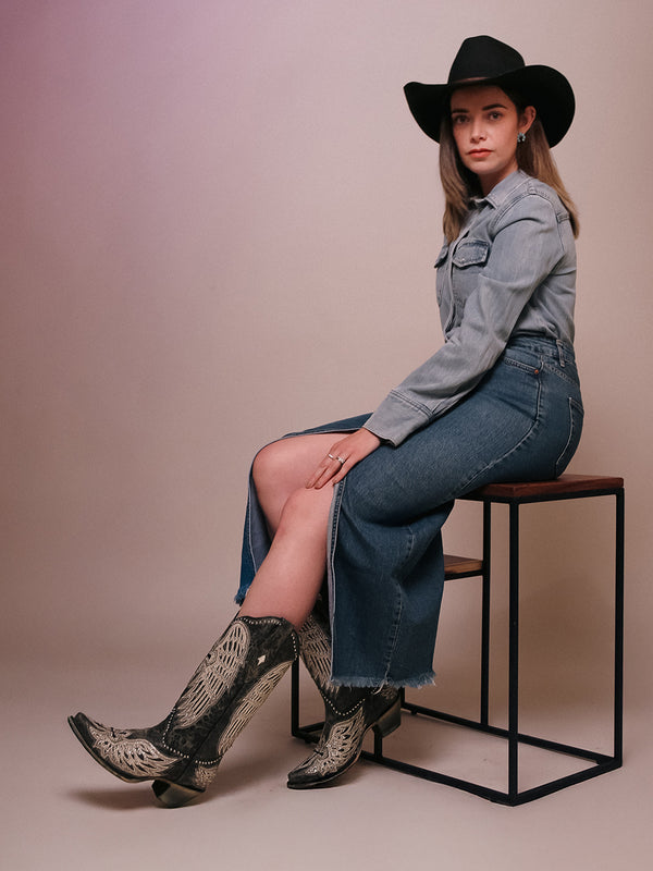 Corral Boots A4232 - WOMEN'S WHITE CROSS AND WINGS OVERLAY AND STUDS WORN FINISH BLACK SNIP TOE COWBOY BOOT