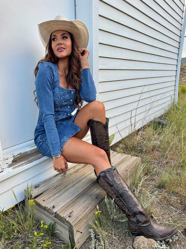 Corral Boots A4789 - WOMEN'S FLORAL EMBROIDERY BLACK AND HONEY SNIP TOE TALL TOP COWBOY BOOT