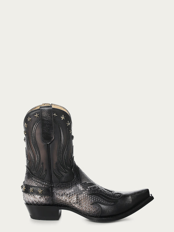 Corral Boots C4205 - MEN'S BLACK EMBROIDERY AND STUDS WING TIP NATURAL PYTHON SNIP TOE SHORT COWBOY BOOT