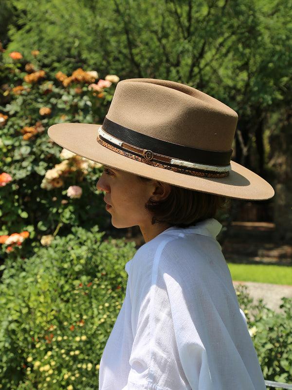 Corral Boots H0004 - DISTRESSED TAN HEART AND WINGS ON CROWN COWGIRL HAT WITH BROWN LEATHER CROSSPIECE AND PYTHON PRINT HATBAND