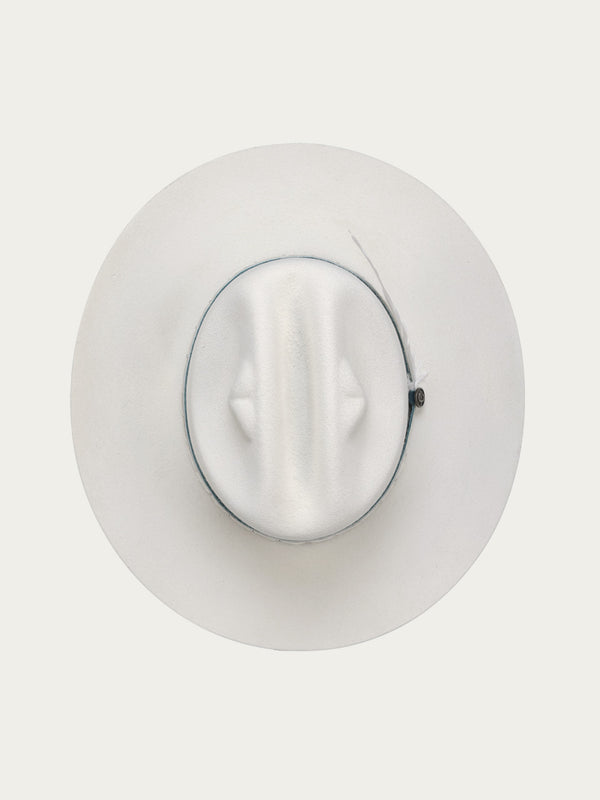 Corral Boots H0009 - BEIGE COWGIRL HAT WITH HATBAND AND WHITE FEATHER