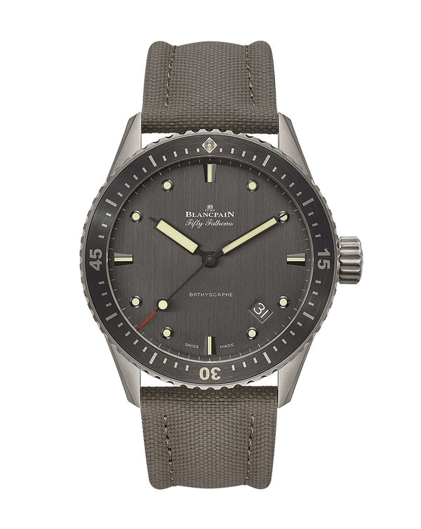 cortina Blancpain Fifty Fathoms Bathyscaphe 43mm Titanium Case Grey Dial Grey Canvas Strap