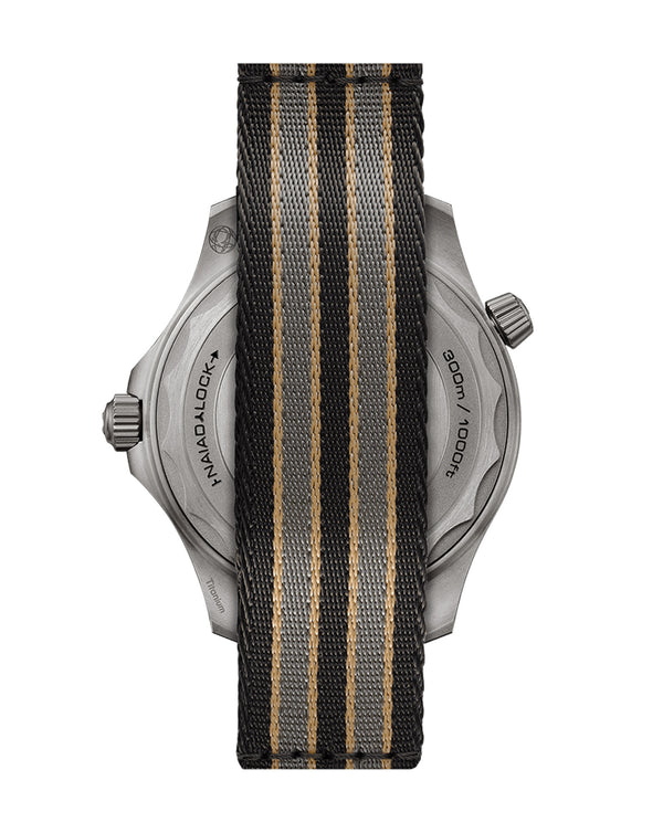 Cortina OMEGA Seamaster Diver 300M Co‑Axial Master Chronometer 007 Edition 42mm Titanium Case Brown Dial NATO Strap