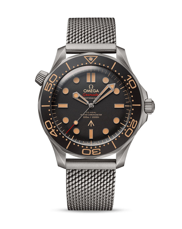 cortina OMEGA Seamaster Diver 300M Co‑Axial Master Chronometer 007 Edition 42mm Titanium Case Brown Dial Titanium Bracelet