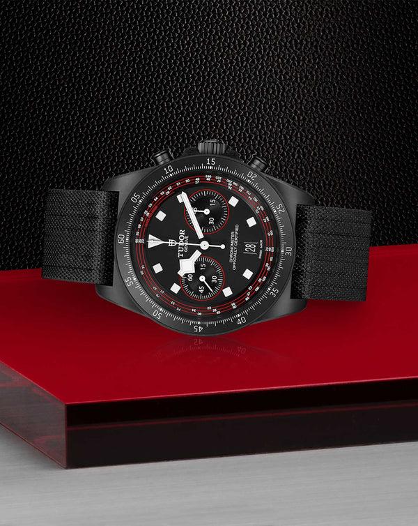 Cortina TUDOR Pelagos FXD Chrono “Cycling Edition” 43mm Carbon Composite Black Dial Fabric Strap