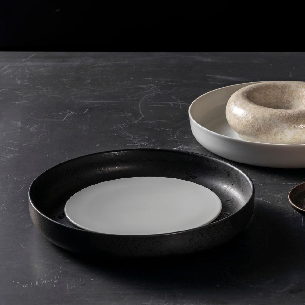 Costa Nova Deep Round Plate Resonance