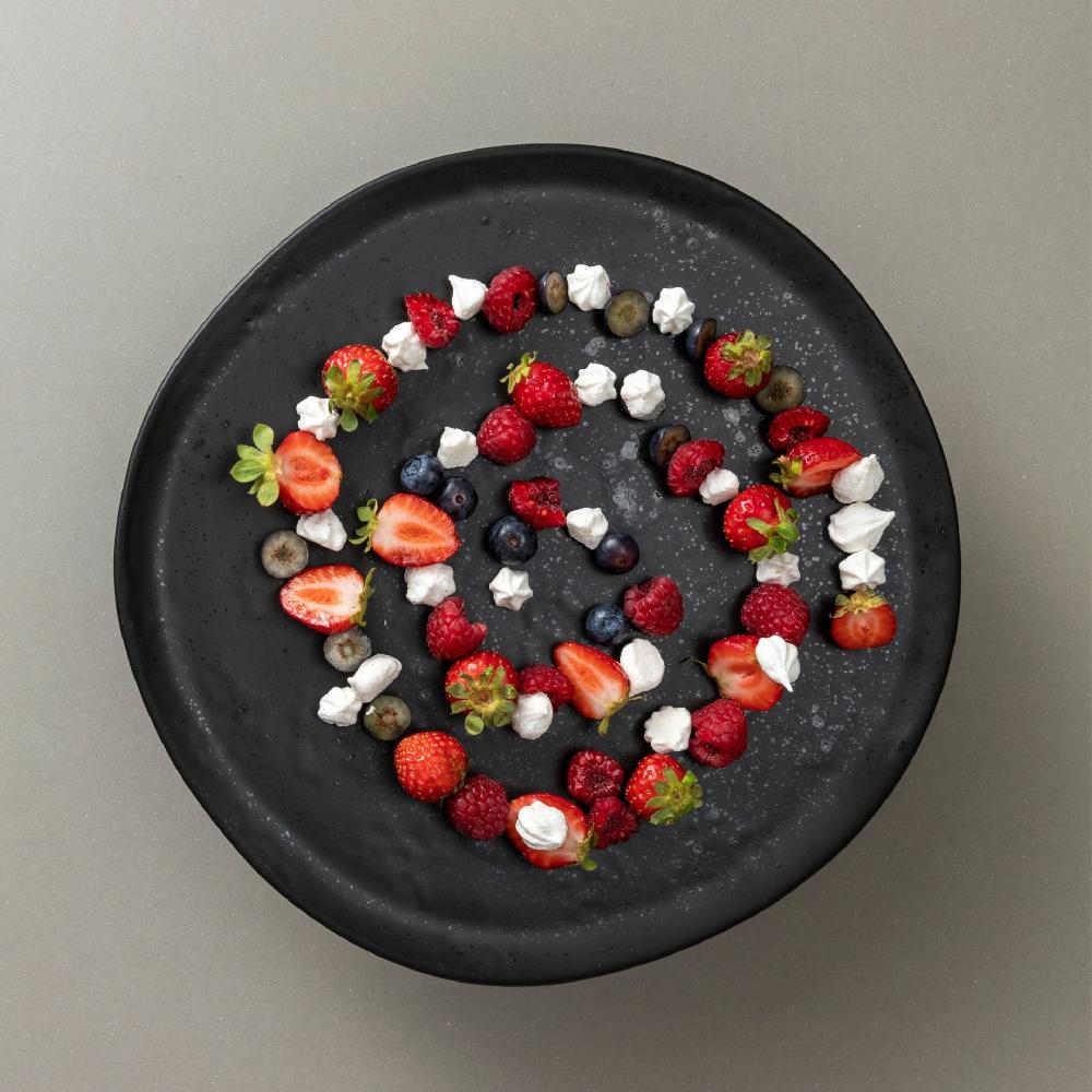 Costa Nova Footed Plate Boutique