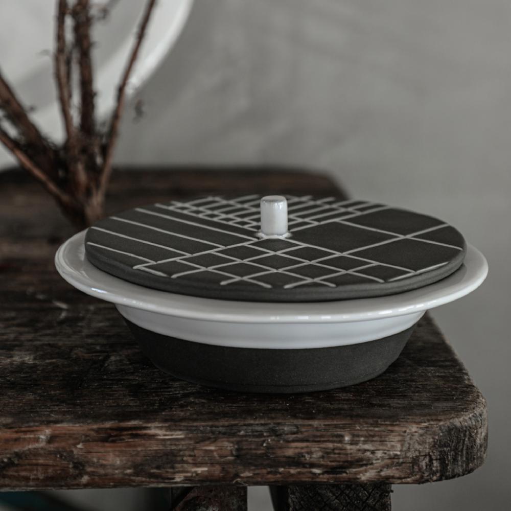 Costa Nova Presentation Plate / Cover Plano