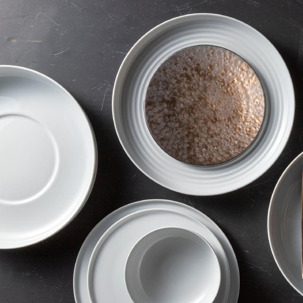 Costa Nova Round Dessert / Salad Plate Resonance