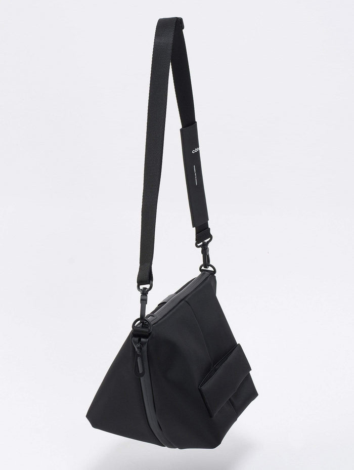 Côte & Ciel Inn L Sleek Black