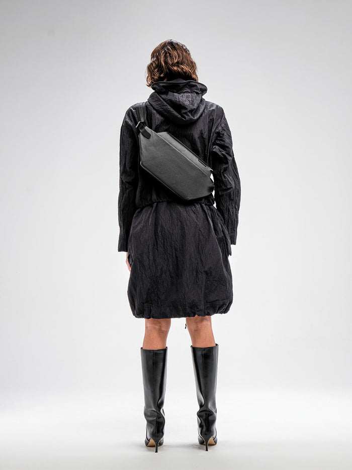 Côte & Ciel Isarau M Coated Canvas Black