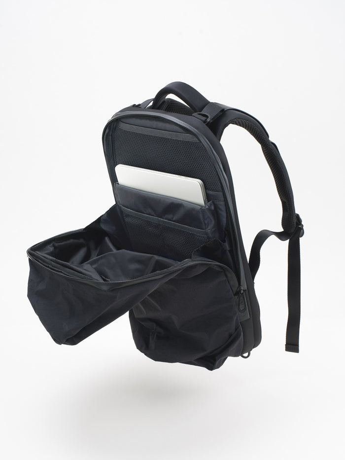 Côte & Ciel Ladon Komatsu Onibegie Nylon Black