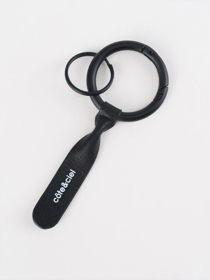 côte & ciel RingO Keychain Leather Black