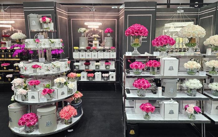 Côte Noire Cote Noire Luxury Grand Rose Bud Bouquet - Magenta - Silver Badge - LRB07