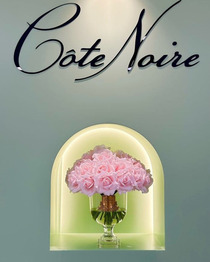 Côte Noire Cote Noire Versailles French Rose Bouquet - French Pink With Gold Badge - VRB06