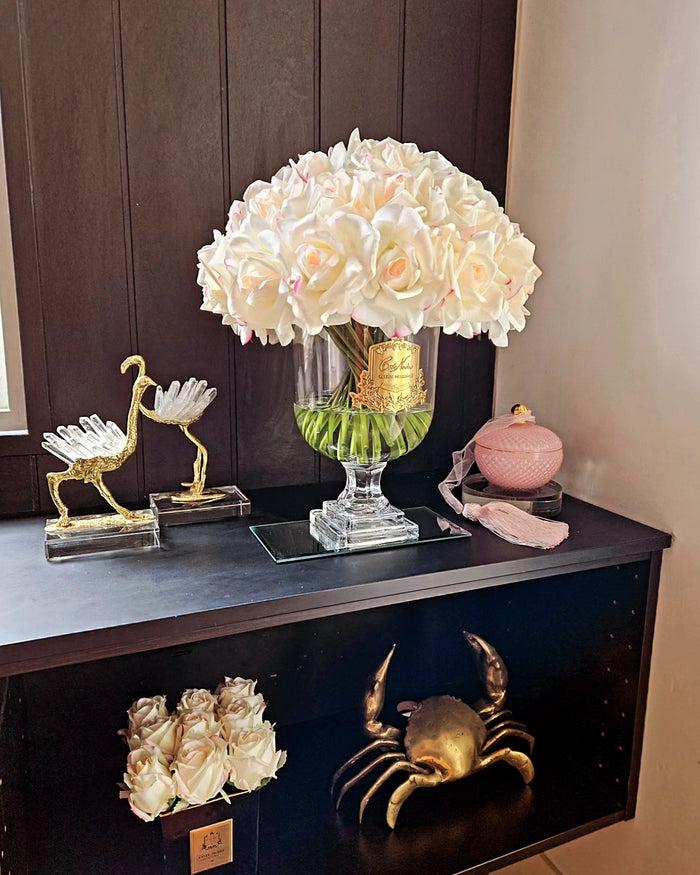 Côte Noire Cote Noire Versailles French Rose Bouquet - Pink Plush With Gold Badge - VRB02