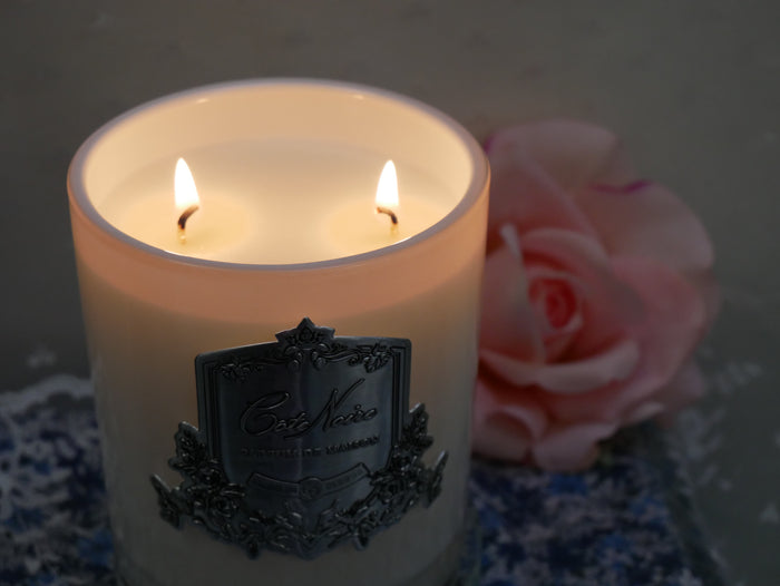 Côte Noire ** DISCONTINUED ** Cote Noire Candles - White Vessel With Silver Badge - Charente Rose