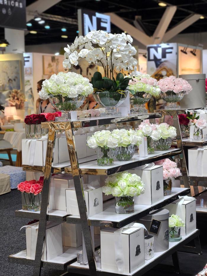 Côte Noire ** NEW ** Cote Noire Luxury Centrepiece 37 Rose Bud Bouquet - Green & White - Silver Badge - CPRB12