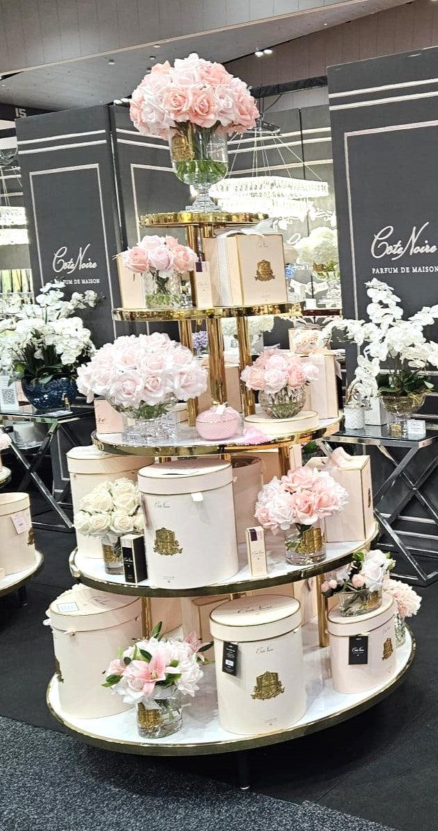 Côte Noire ** NEW ** Cote Noire Luxury Centrepiece 37 Rose Bud Bouquet - Mixed Pink With Gold Badge - CPRB14