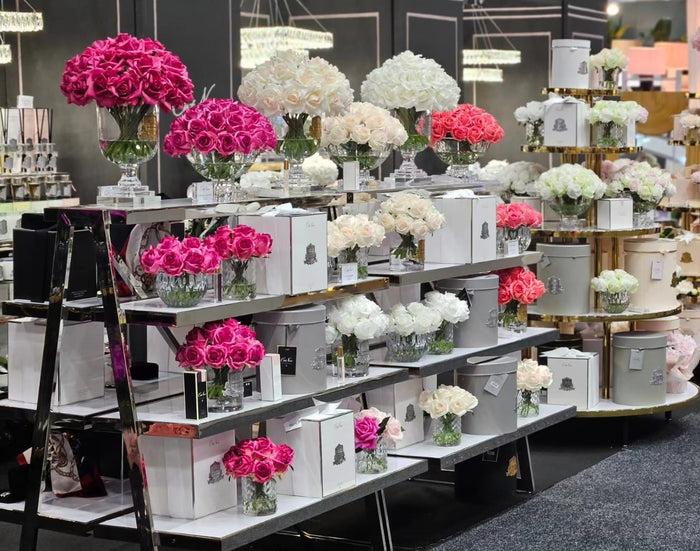 Côte Noire *New* Cote Noire Versailles French Rose Bouquet - Magenta With Gold Badge - VRB07