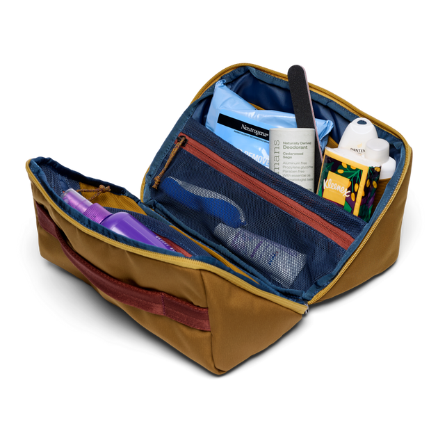 Cotopaxi Viaje Toiletry Kit - Cada Día